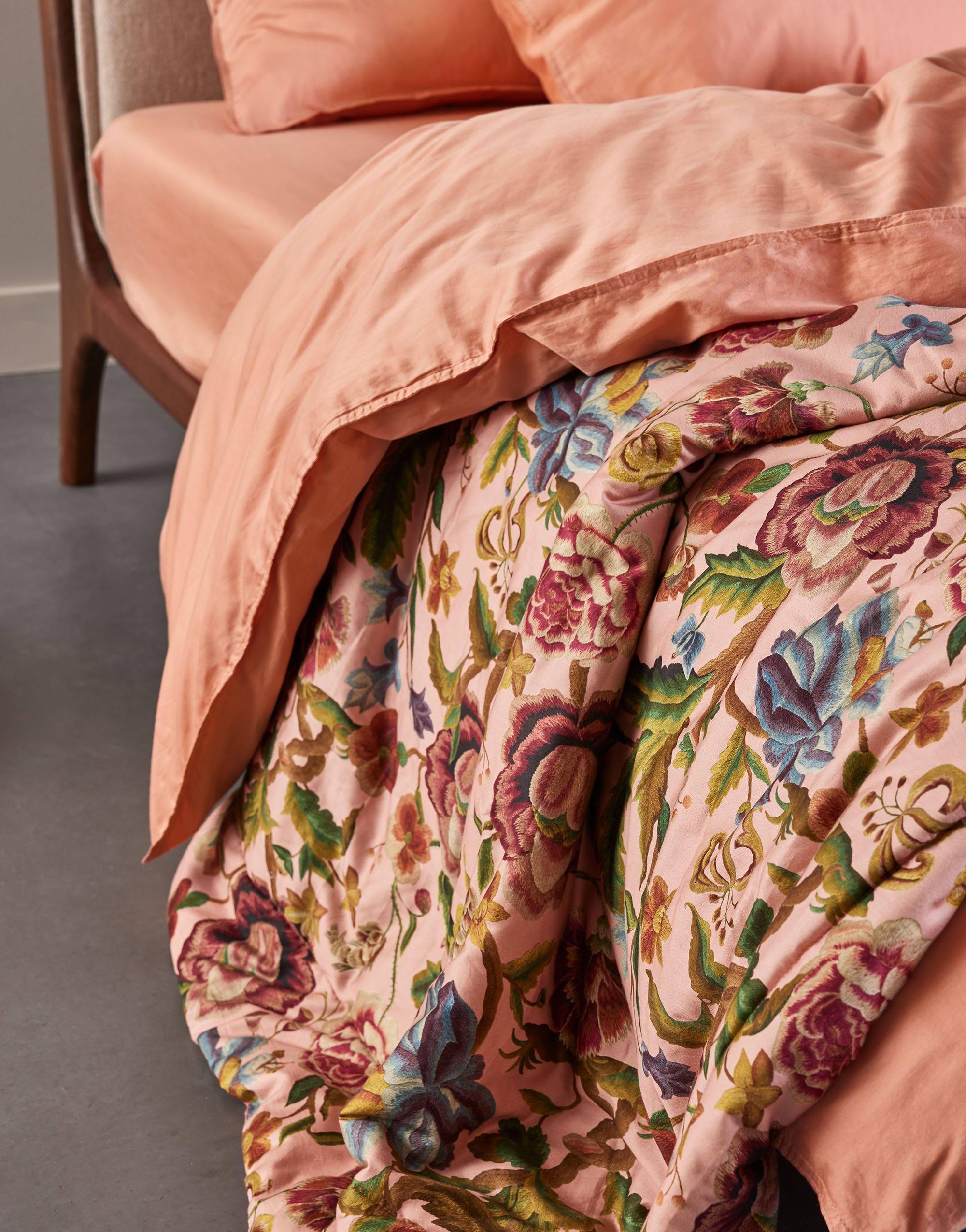 Essenza Dekbedovertrek | Roselina Ultra Marine Blue | Katoen-satijn | V25 - Afbeelding 3