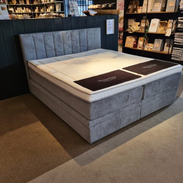 Room Boxspringcombinatie met opbergruimte